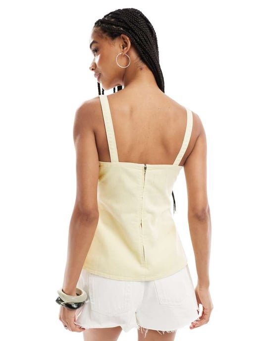 ASOS DESIGN denimstopp med axelband och peplum i smörgul - Image 4