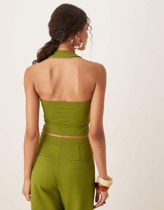 ASOS DESIGN Premium ponte halterneck-top i olivgrön - Image 4