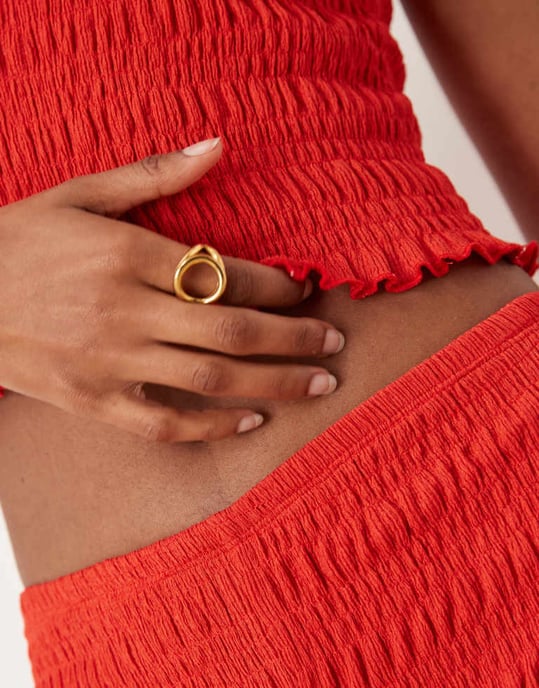ASOS DESIGN koord shirred topp med ena axeln i röd - Image 2