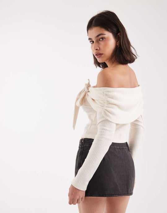 Miss Selfridge ribbad bardot med rosett i cream - Image 4