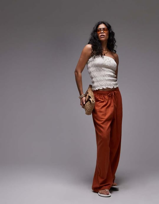 Topshop rynkad linne bandeau i natur - Image 2