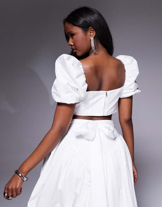ASOS LUXE co-ord i bomullssatin med puffärmar i vitt - Image 4