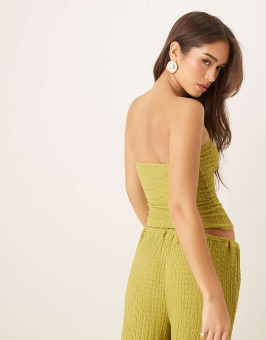 ASOS DESIGN långlinje texturerad bandeau-set i olivgrön - Image 3