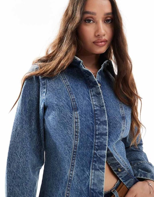 ASOS DESIGN denimskjorta med dragsko i vintage tvätt - Image 3
