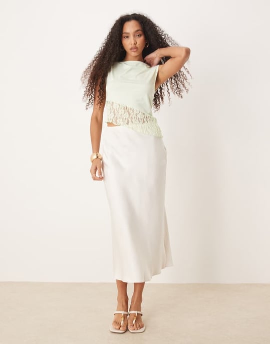 ASOS DESIGN båtformad halsringning spets asymmetrisk topp i pastellgrön - Image 4