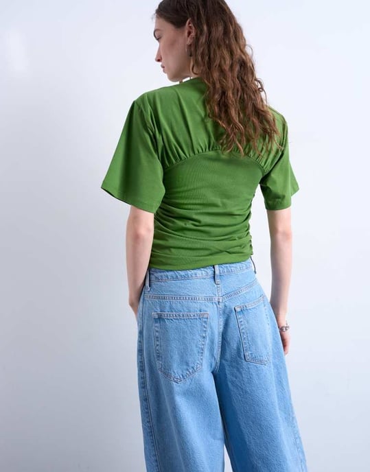 Topshop grön topp med rynkad detalj och korta ärmar - Image 4