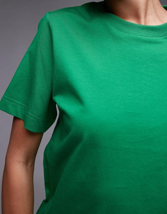 ARKET t-shirt i grön - Image 2