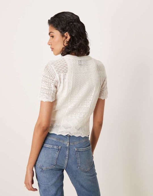 ASOS DESIGN patchwork stickad t-shirt med intresse - Image 3