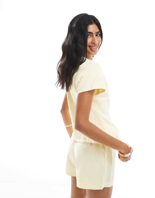 ASOS DESIGN denimknapp-up kortärmad topp i gul - Image 4