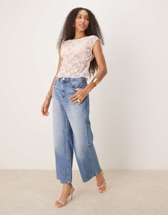 Motel Nova spets t-shirt topp i rosa - Image 2