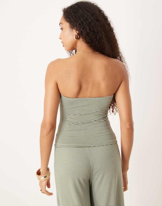ASOS DESIGN randig bandeau co ord topp i grön - Image 4
