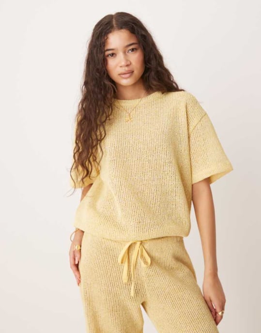 ASOS DESIGN strukturerad jersey oversized kortärmad set i citron - Image 1