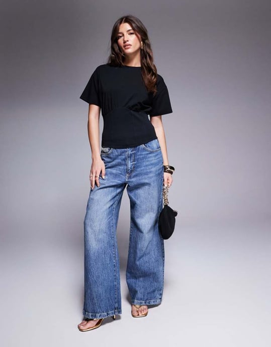 ASOS DESIGN t-shirt med samlad midja i svart - Image 4