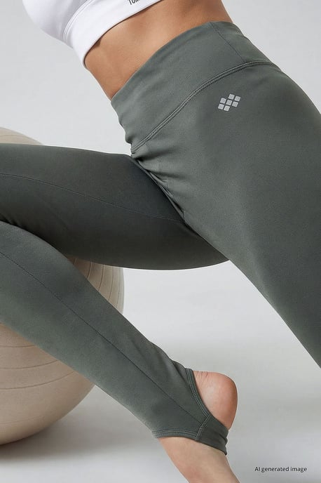 Women's Polyester Elastane Leggings - Image 4