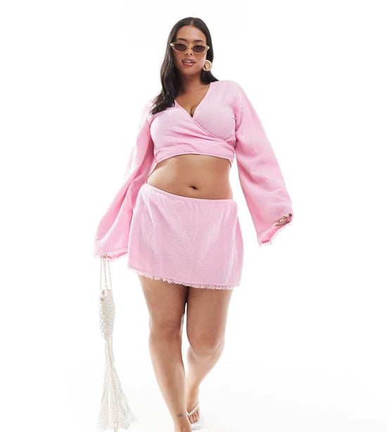 ASOS DESIGN Curve Callie cheesecloth fransad strandkjol i rosa - Image 1