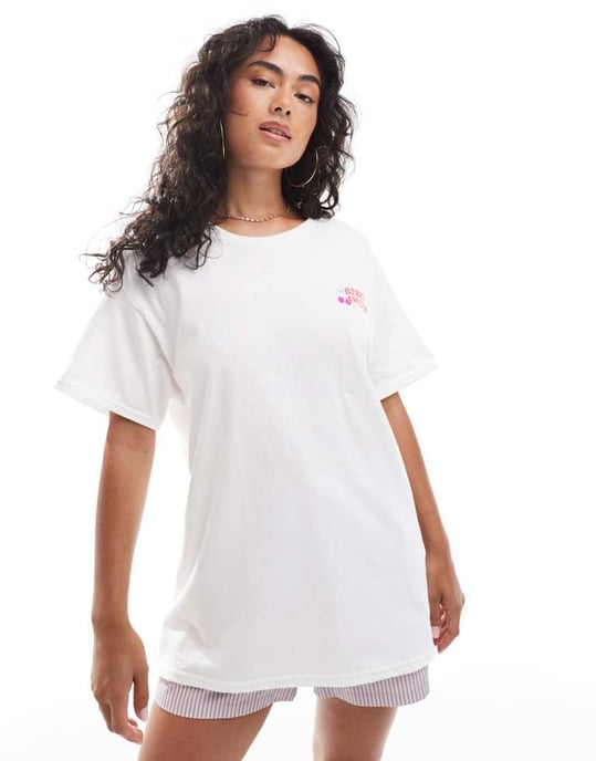 Miss Selfridge sommarsmoothies grafisk oversized t-shirt i vitt - Image 4