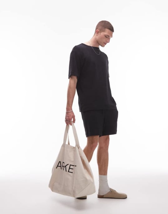 ARKET koord ren bomull mjukt touch frotté oversized t-shirt i svart - Image 2