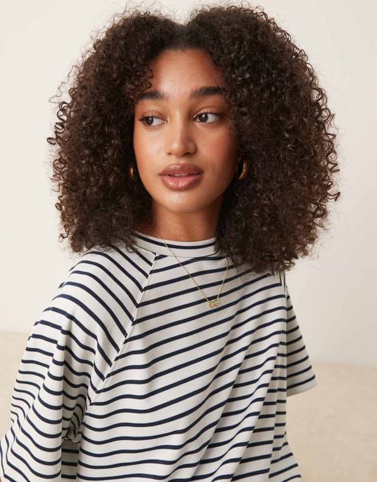 ASOS DESIGN samordnad interlock oversized t-shirt i marinblå och vit rand - Image 2