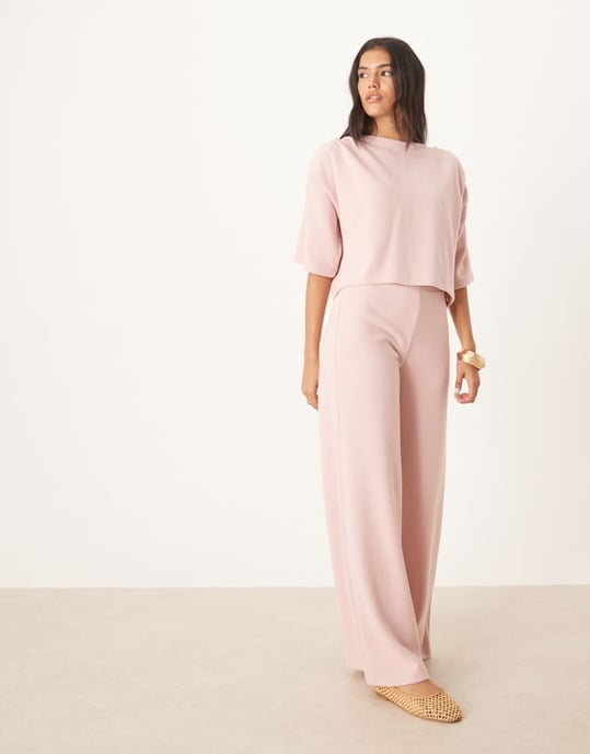 ASOS DESIGN Supersoft t-shirt med vida ärmar i ljusrosa - LILA - Image 3