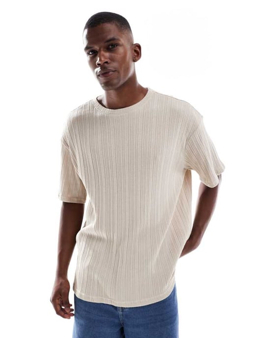 ONLY & SONS avslappnad passform strukturerad t-shirt i beige - Image 1