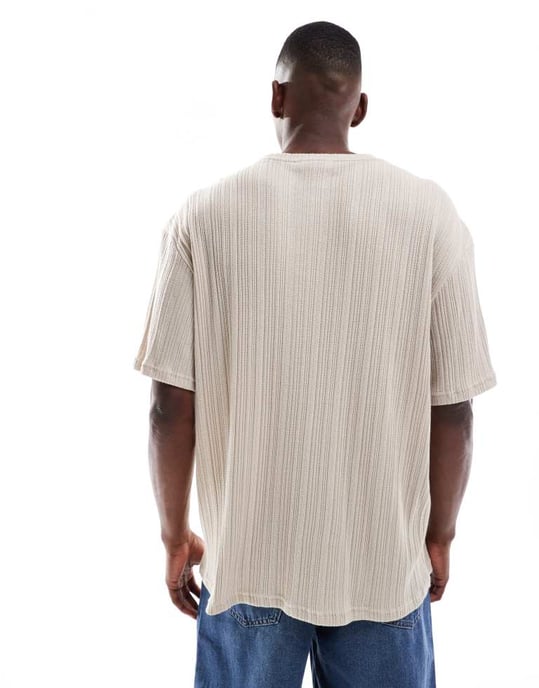 ONLY & SONS avslappnad passform strukturerad t-shirt i beige - Image 3