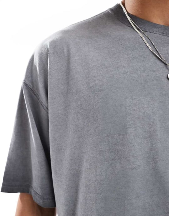Hollister baggy varsity-motiv t-shirt i tvättad grå - Image 2