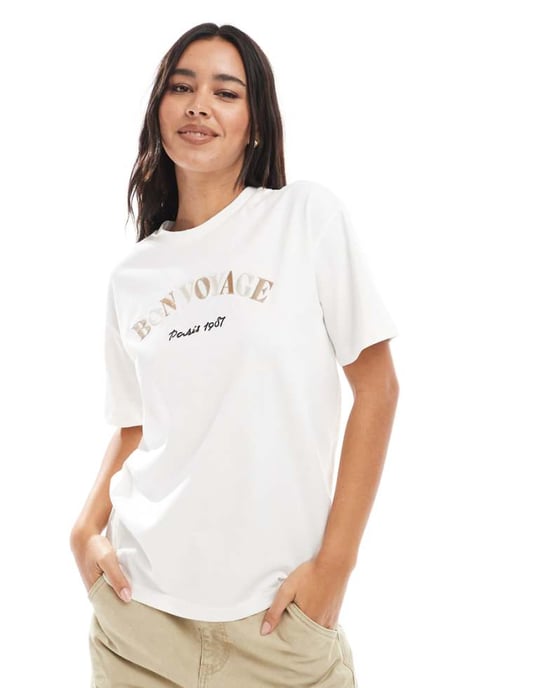 Vero Moda boxy t-shirt med Bon Voyage-broderi i vitt - Image 1