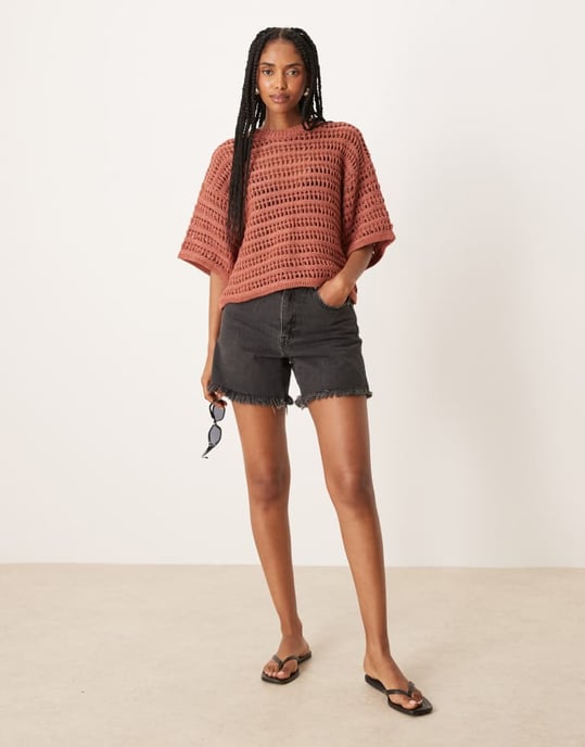 ASOS DESIGN avslappnad t-shirt med kort ärm i falsk croquettsöm i rostfärg - Image 2