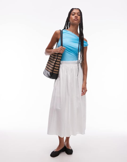 Topshop asymmetrisk topp med vridningsdetalj i blått - Image 2