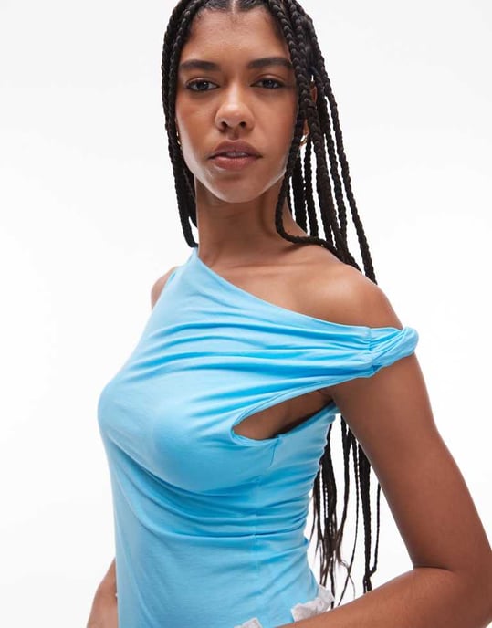 Topshop asymmetrisk topp med vridningsdetalj i blått - Image 4