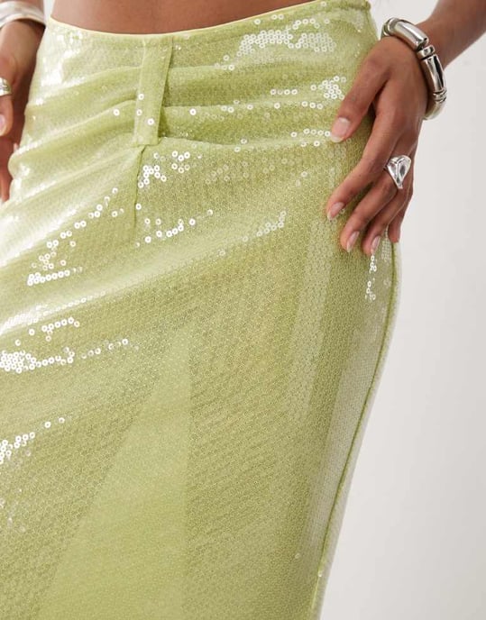 Amy Lynn draperad midja maxi kjol set i limegrön paljett - Image 3