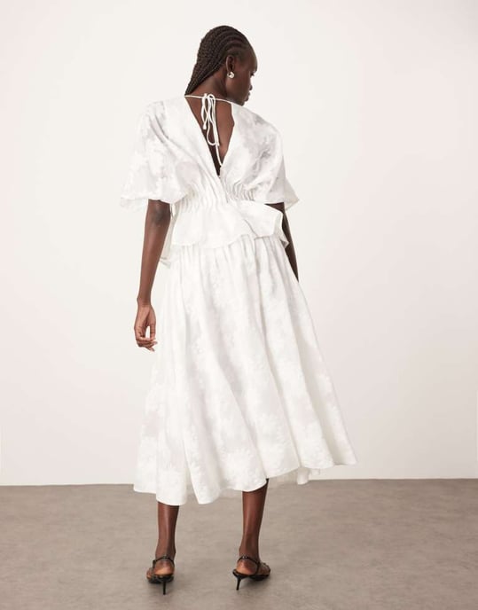 ARRANGE prästkrage organza pintuck dropped waist midi kjol co-ord i vitt - Image 4