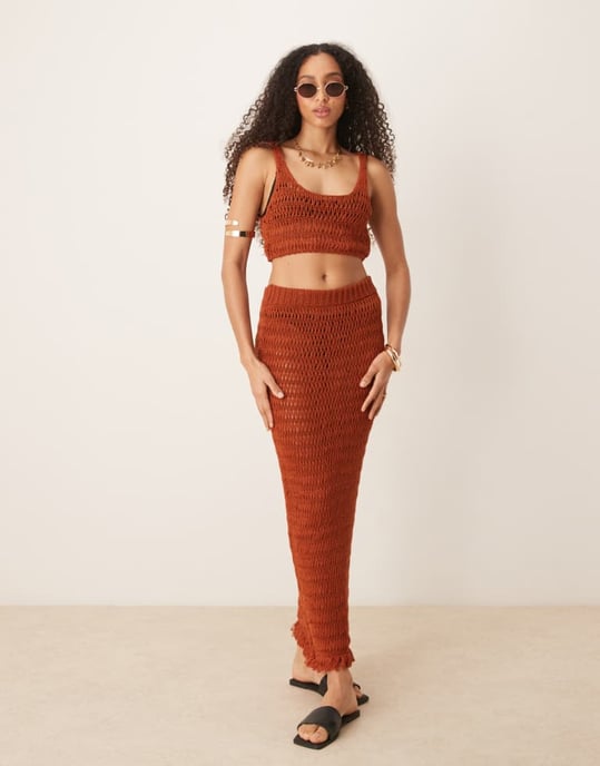 ASOS DESIGN stickad strandmaxikjol i rostfärg - Image 4