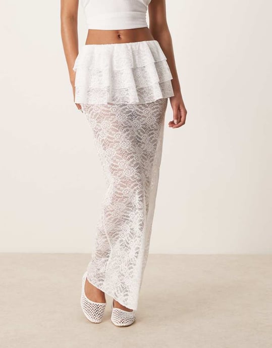 ASOS DESIGN genomskinlig spetskolonn maxi kjol med volangt ärm i elfenben - Image 2