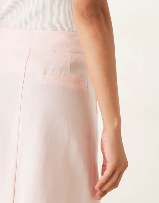 ASOS DESIGN linneblandningskräpp maxi kjol i rosa - Image 4