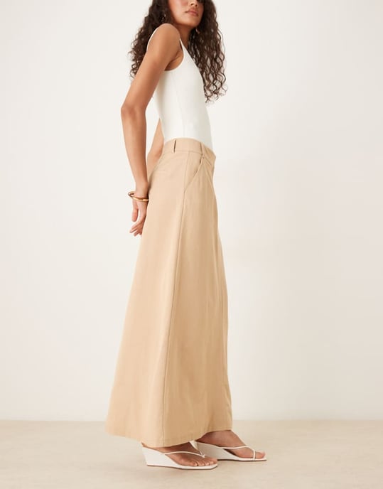 ASOS DESIGN linneblandning skräddarsydd maxi kjol i neutral - Image 3