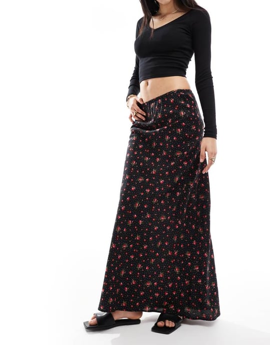 Miss Selfridge snurrad snitt maxi kjol i svart hjärttryck - Image 2