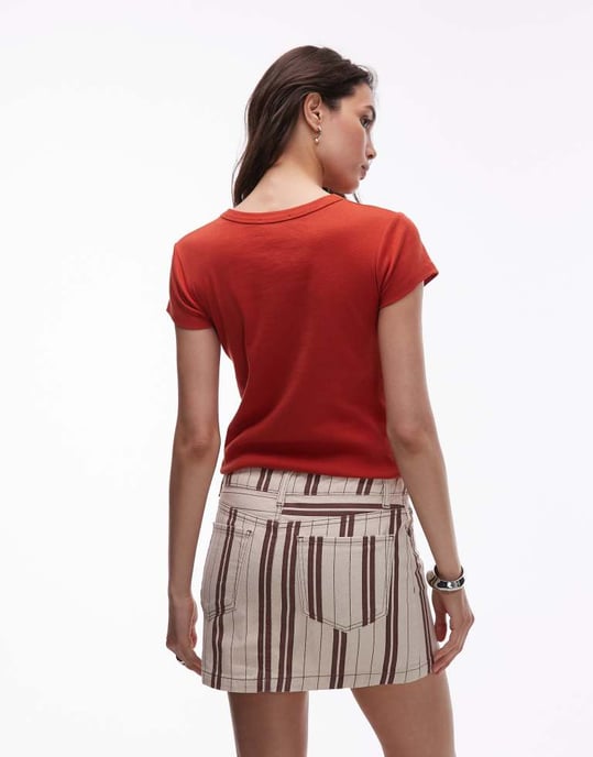 Topshop denim kort kjol med burgundy rand - Image 4