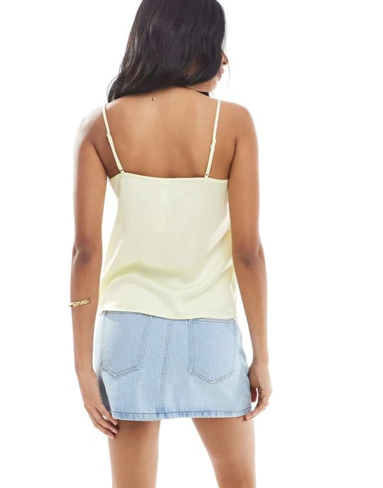 ASOS DESIGN denim mikromini kjol i blekt blå - Image 3