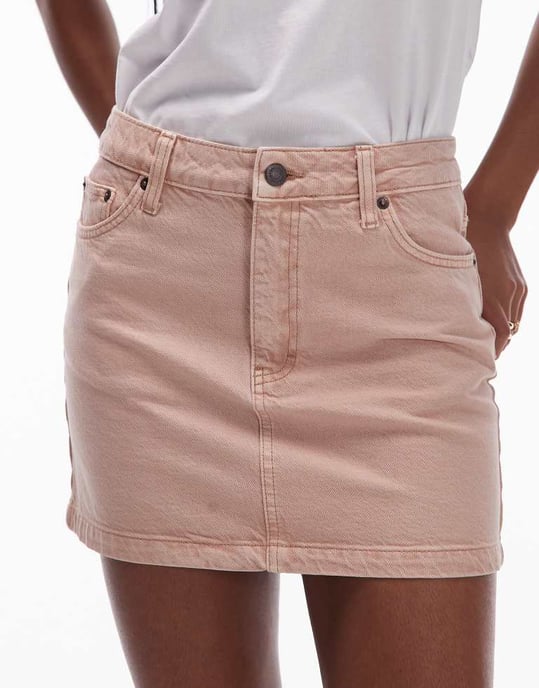Topshop denimfållad mini kjol i rosé - Image 4