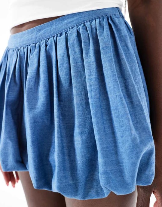 Hollister bubble mini kjol i blå denim - Image 2