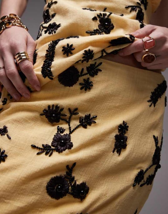 Topshop samordnad utsmyckad linne mini kjol i gult - Image 3