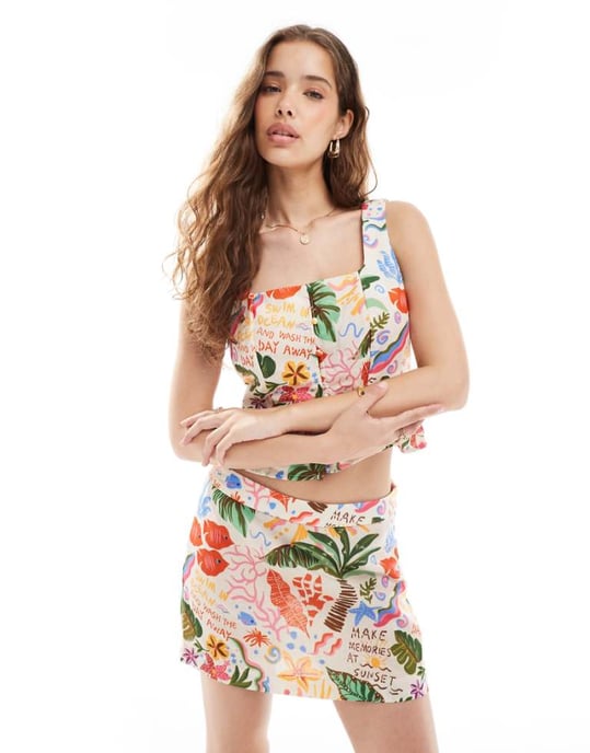 Vero Moda miniskirt set i samtalstropisk tryck - Image 1