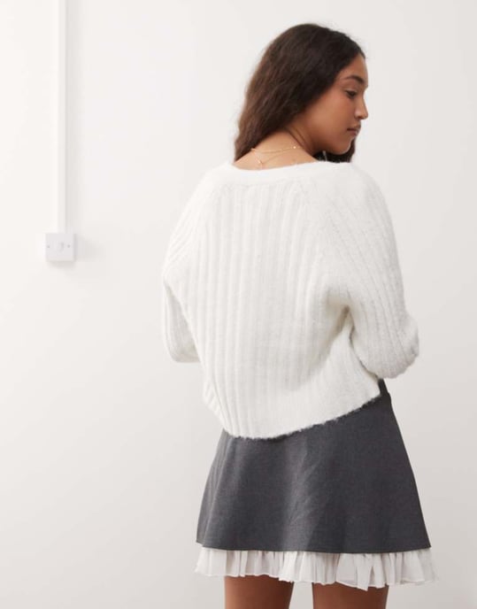 Miss Selfridge skräddarsydd mini kjol med volang i grått - Image 3