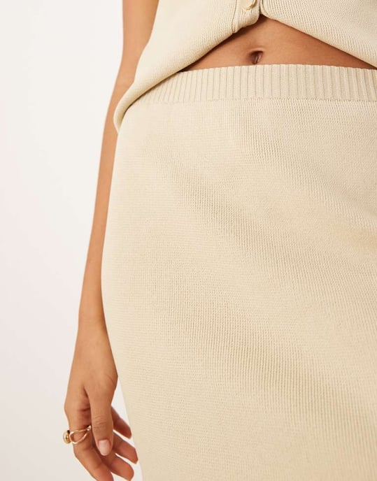 ASOS DESIGN strukturerad mini kjol co-ord i sten - Image 4