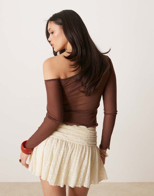 Gina Tricot mini spetskjol i smörgul - Image 4