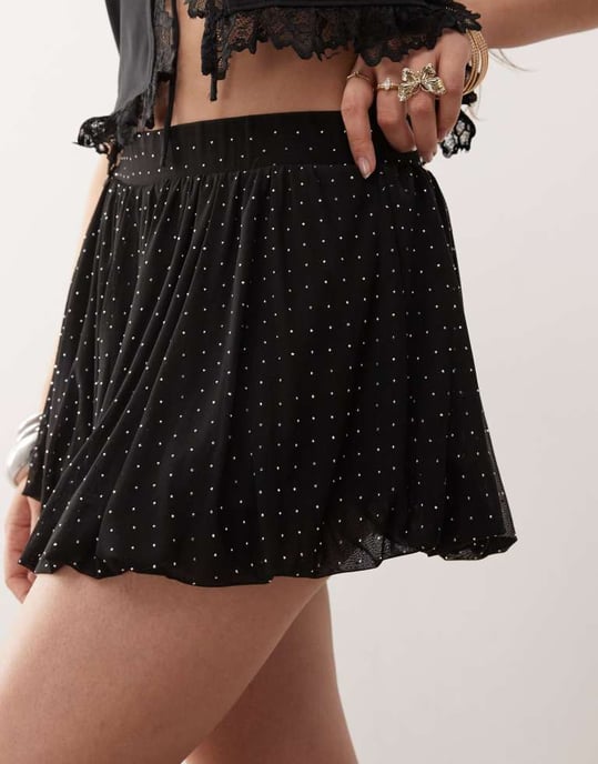 Miss Selfridge bubbelsydd kjol med nitar - Image 2