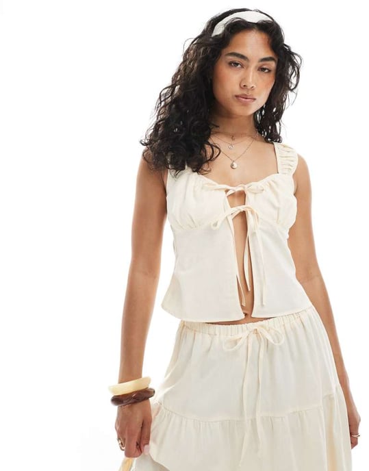 Miss Selfridge knytfront cami set i smörmjölk - Image 3