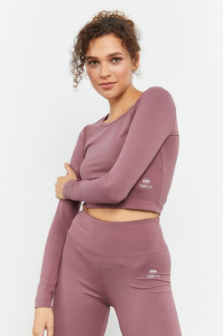 Slim-Fit Long Sleeve Crop Top - Image 3