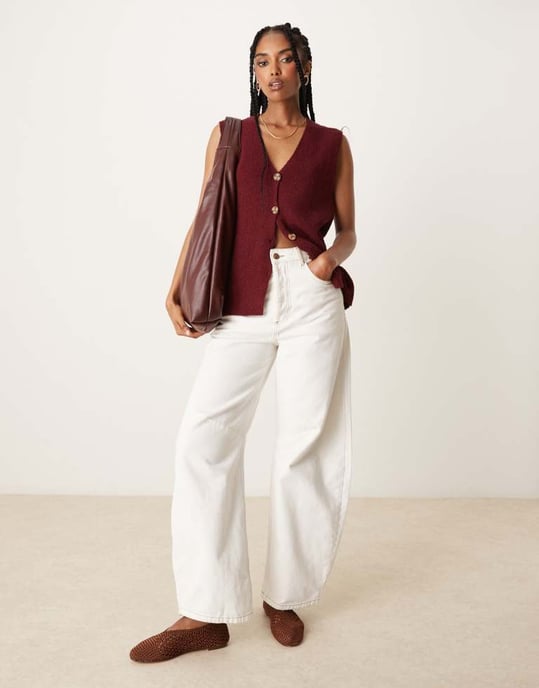ASOS DESIGN slubstickad avslappnad passform väst i bordeaux - Image 2